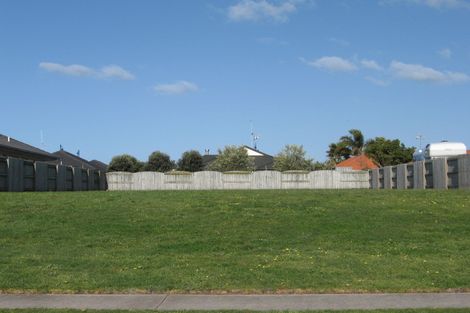 Photo of property in 35 Sovereign Drive, Papamoa Beach, Papamoa, 3118
