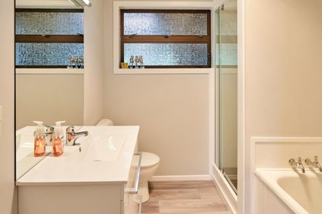 Photo of property in 10 Ngatitoa Street, Tawa, Wellington, 5028