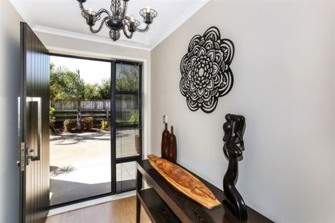 Photo of property in 32 Searle Drive, Patumahoe, Pukekohe, 2679