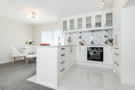Photo of property in 122 Boundary Road, Clover Park, Auckland, 2019