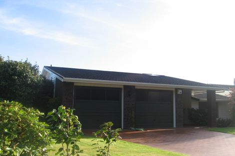 Photo of property in 31 Bosun Terrace, Whitby, Porirua, 5024