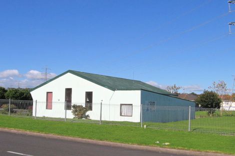 Photo of property in 1 Caserta Place, Clover Park, Auckland, 2023