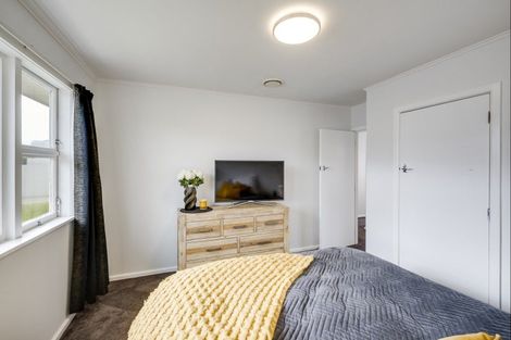 Photo of property in 37 Merton Crescent, Pirimai, Napier, 4112