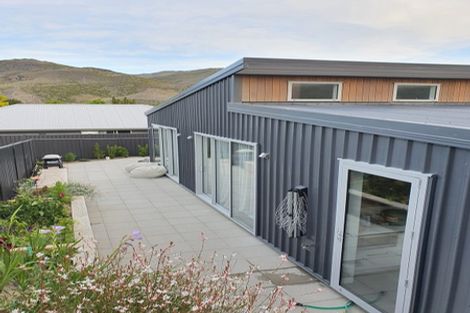 Photo of property in 53a Molyneux Avenue, Cromwell, 9310