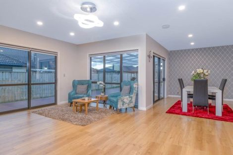 Photo of property in 102 Tapu Road, Huapai, Kumeu, 0810