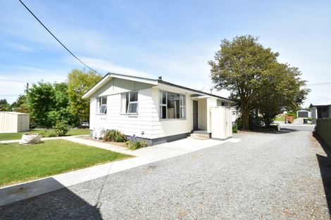 Photo of property in 2 Hunter Crescent, Twizel, 7901