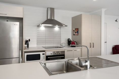 Photo of property in 72 Sentinel Avenue, Omokoroa, 3114