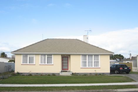 Photo of property in 2 Hillary Crescent, Maraenui, Napier, 4110