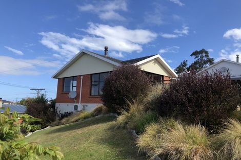 Photo of property in 2 Tracey Street, Brockville, Dunedin, 9011