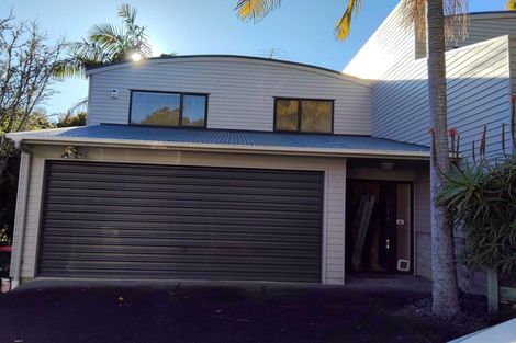 Photo of property in 2/100a Verran Road, Birkdale, Auckland, 0626