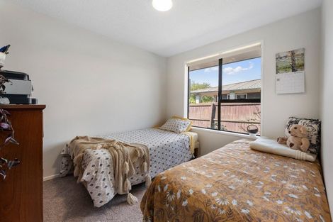 Photo of property in 45 Dunbarton Street, Redwood, Christchurch, 8051