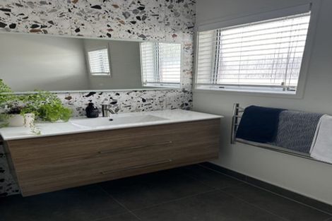 Photo of property in 3/5 Waipa Street, Birkenhead, Auckland, 0626