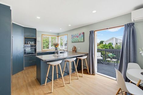 Photo of property in 4 Rathgar Road, Henderson, Auckland, 0610