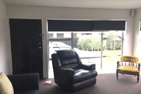 Photo of property in 2/74 Garreg Road, Bryndwr, Christchurch, 8052