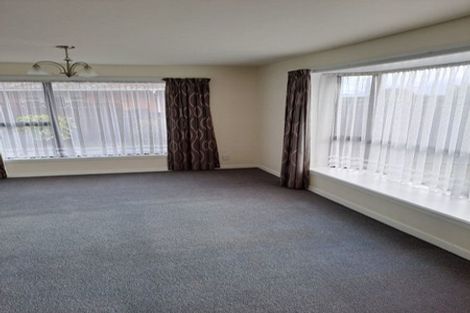 Photo of property in 7 Storry Place, Avonhead, Christchurch, 8042