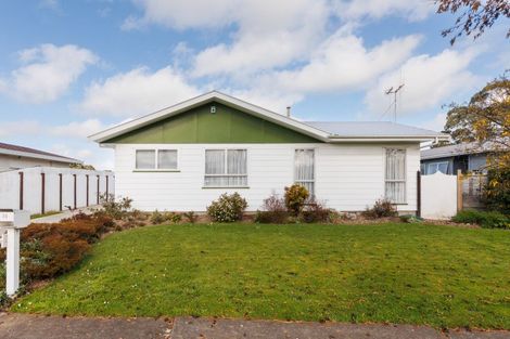 Photo of property in 16 Bendigo Street, Cloverlea, Palmerston North, 4412