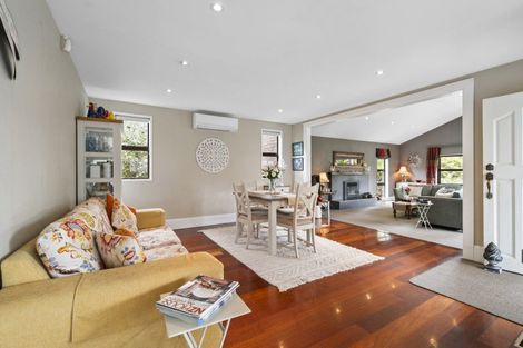 Photo of property in 77 Limbrick Street, Terrace End, Palmerston North, 4410