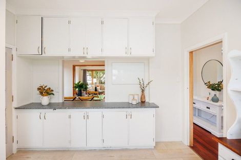 Photo of property in 24 Vernon Avenue, Takaro, Palmerston North, 4412