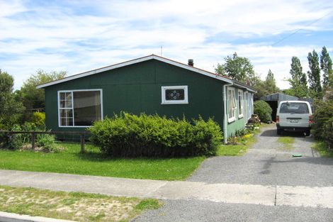 Photo of property in 17 Montgomery Street, Cheviot, 7310