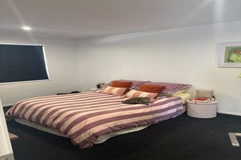 Photo of property in 120 Seaview Road, Westown, New Plymouth, 4310