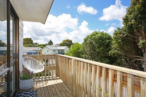 Photo of property in 49 Riverside Drive, Waiuku, 2123