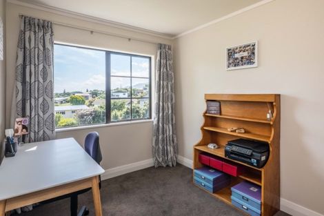 Photo of property in 42 Hicks Crescent, Waikanae Beach, Waikanae, 5036
