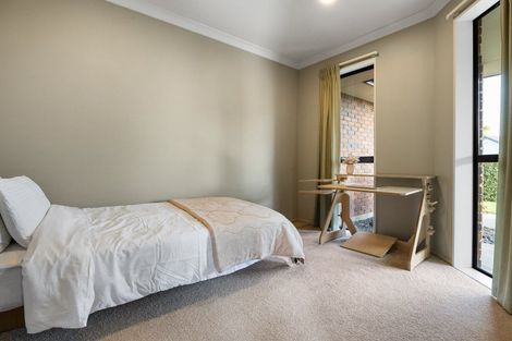 Photo of property in 48 Magellan Rise, Flagstaff, Hamilton, 3210