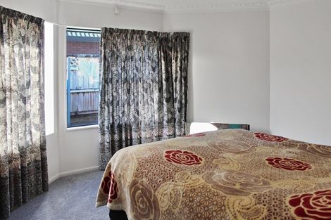 Photo of property in 15a Phoenix Avenue, Hokowhitu, Palmerston North, 4410