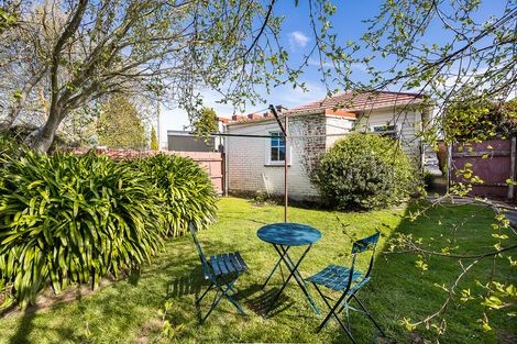 Photo of property in 35a Macandrew Road, South Dunedin, Dunedin, 9012