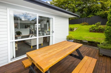 Photo of property in 63 Norana Road, Timberlea, Upper Hutt, 5018