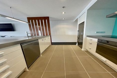 Photo of property in Piermont Apartments, 7b/82 Cable Street, Te Aro, Wellington, 6011