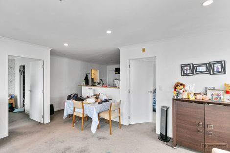 Photo of property in Terrace Heights Apartments, 14d/163 The Terrace, Wellington Central, Wellington, 6011