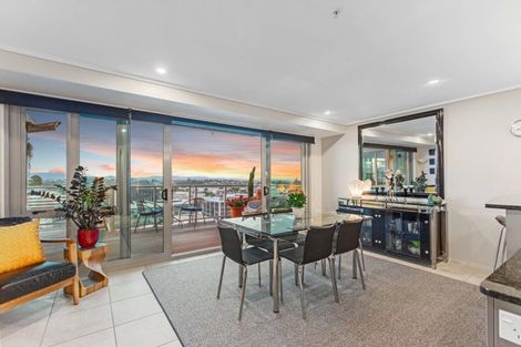 Photo of property in 15/72a Devonport Road, Tauranga, 3110