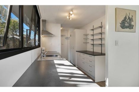 Photo of property in 2/109 Oreil Avenue, West Harbour, Auckland, 0618