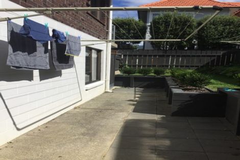 Photo of property in 3/59 Norwood Road, Bayswater, Auckland, 0622