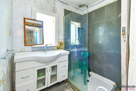 Photo of property in 46 Vine Street, Mangere East, Auckland, 2024