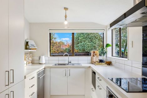 Photo of property in 9 Chatswood Place, Bishopdale, Christchurch, 8051