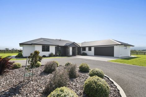 Photo of property in 36 Nannestads Line, Bunnythorpe, Palmerston North, 4775