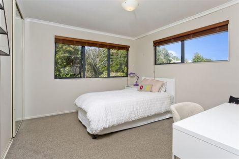 Photo of property in 21a Cliff Road, Torbay, Auckland, 0630