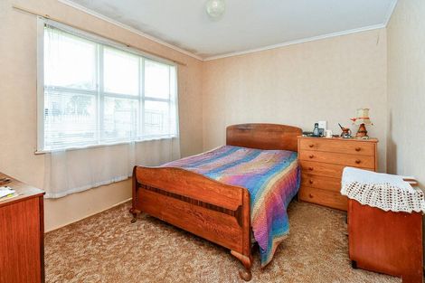 Photo of property in 59 Myers Road, Manurewa East, Auckland, 2102