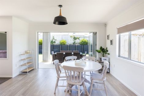 Photo of property in 9 Poplar Grove, Feilding, 4702