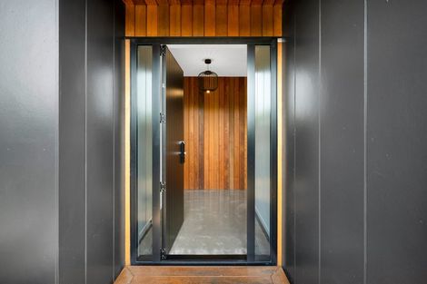 Photo of property in 8 Orite Drive, Welbourn, New Plymouth, 4310