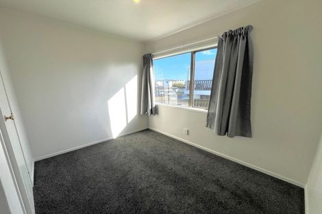 Photo of property in 43 Sharland Avenue, Manurewa, Auckland, 2102