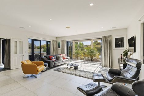 Photo of property in 49 Shelter Grove, Frankleigh Park, New Plymouth, 4310