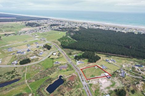 Photo of property in 73 Waitarere Rise Avenue, Waitarere, Levin, 5510