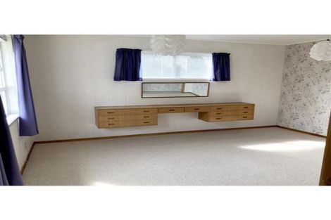 Photo of property in 92 Millbrook Road, Henderson, Auckland, 0612