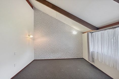 Photo of property in 17 Niddry Crescent, Winton, 9720