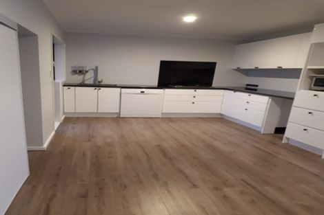 Photo of property in 8 Kumar Place, The Gardens, Auckland, 2105