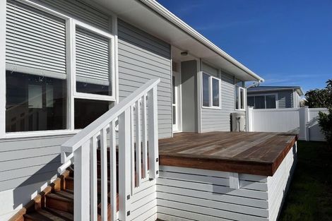 Photo of property in 258 Birkdale Road, Birkdale, Auckland, 0626