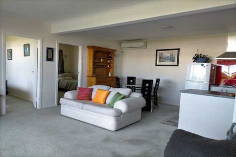Photo of property in 9 Moana Road, Plimmerton, Porirua, 5026